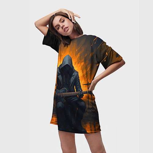 Женская длинная футболка Гитарист играющий в пламени / 3D-принт – фото 3