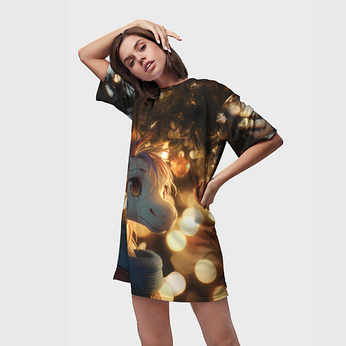 Женская длинная футболка Лошадка под новогодней елкой / 3D-принт – фото 3