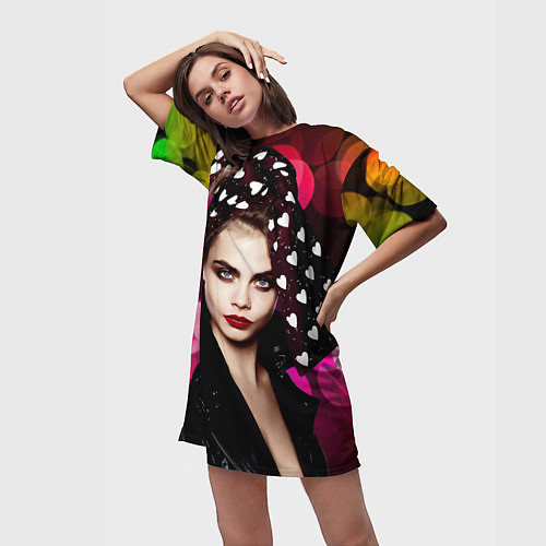 Женская длинная футболка Кара Делевинь - бант с сердцами / 3D-принт – фото 3