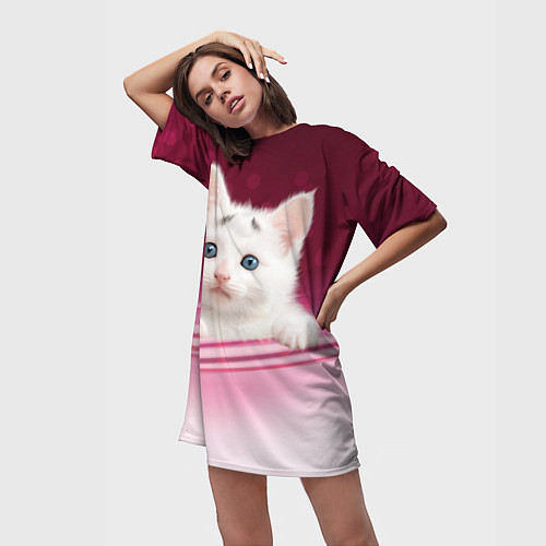 Женская длинная футболка Белый котёнок / 3D-принт – фото 3