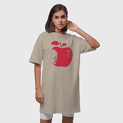 Футболка женская-платье Тетрадь Смерти - Рюк и яблоко, цвет: миндальный — фото 2
