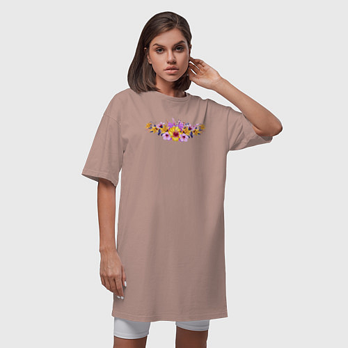 Женская футболка-платье Цветы Разноцветные Гибискус и Ирисы / Пыльно-розовый – фото 3