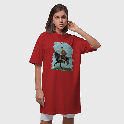 Женская футболка-платье Вахмистр Ахтырского гусарского полка 1811 - 1813 г / Красный – фото 3