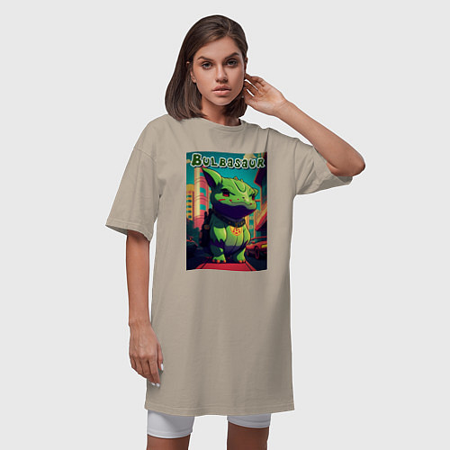 Женская футболка-платье Ядовитый покемон - бульбазавр / Миндальный – фото 3