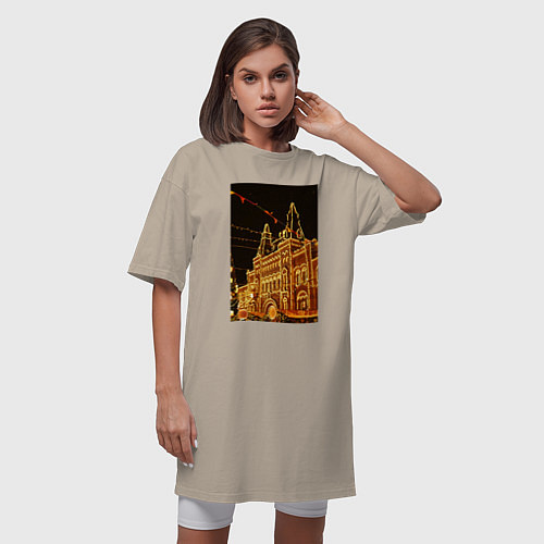 Женская футболка-платье Столица в праздничных огнях / Миндальный – фото 3