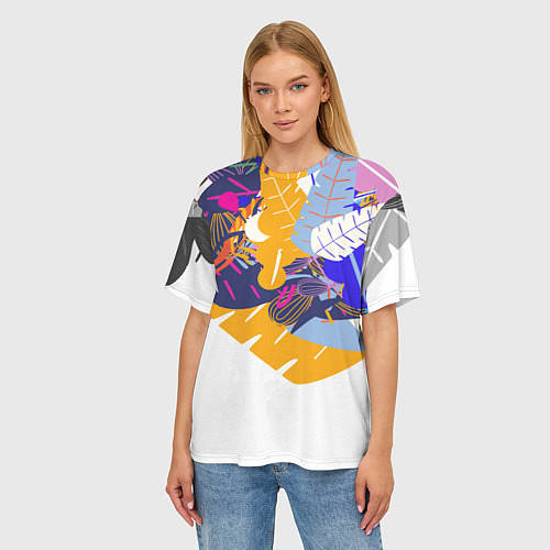 Женская футболка оверсайз Узор из листьев и цветов / 3D-принт – фото 3