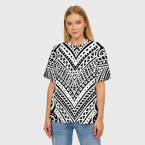 Женская футболка оверсайз Абстракция черно-белая Волны, полосы, вензеля Моно / 3D-принт – фото 3