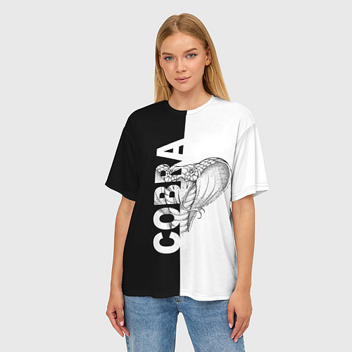 Женская футболка оверсайз КОБРА COBRA ЧБ / 3D-принт – фото 3