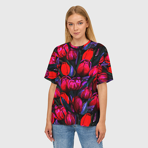 Женская футболка оверсайз Тюльпаны - поле красных цветов / 3D-принт – фото 3