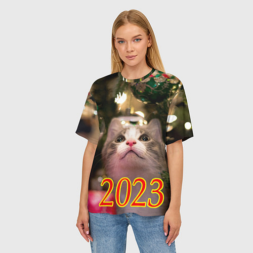 Женская футболка оверсайз Кот смотрит вверх / 3D-принт – фото 3