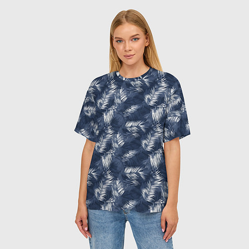 Женская футболка оверсайз Листья пальм в стиле индиго / 3D-принт – фото 3