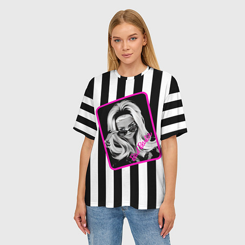 Женская футболка оверсайз Барби и полосы / 3D-принт – фото 3