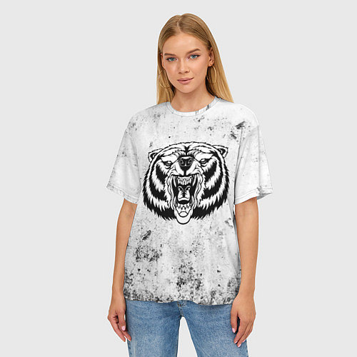 Женская футболка оверсайз Черно-белый разозленный медведь / 3D-принт – фото 3