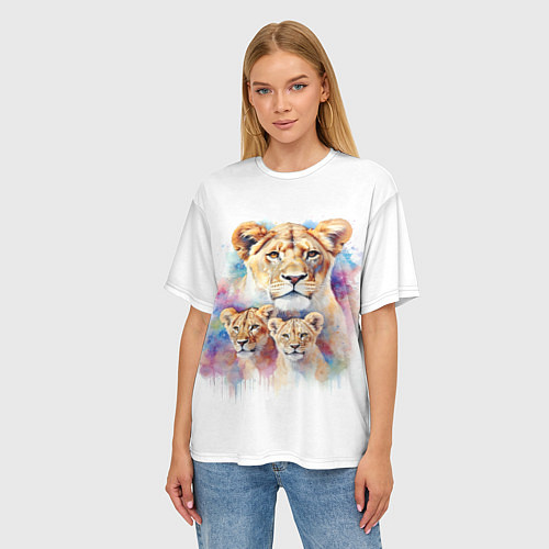 Женская футболка оверсайз Львица мама с двумя львятами / 3D-принт – фото 3