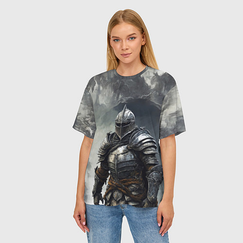 Женская футболка оверсайз Рыцарь в туманных горах / 3D-принт – фото 3