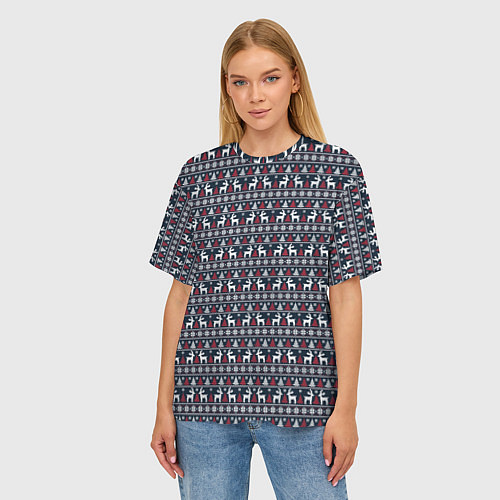 Женская футболка оверсайз Новогодние олени с елочками / 3D-принт – фото 3