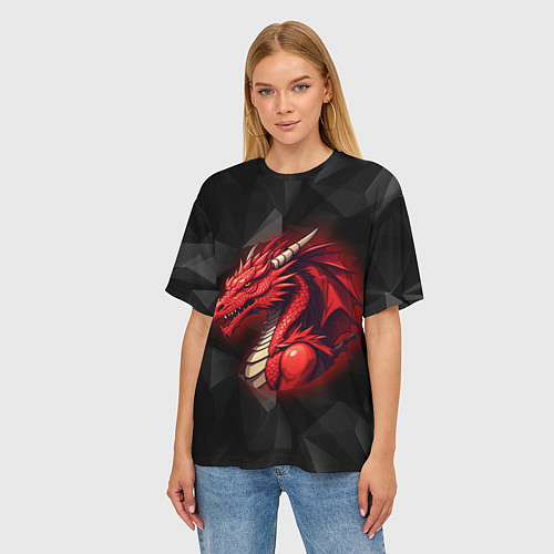Женская футболка оверсайз Красный дракон на полигональном черном фоне / 3D-принт – фото 3