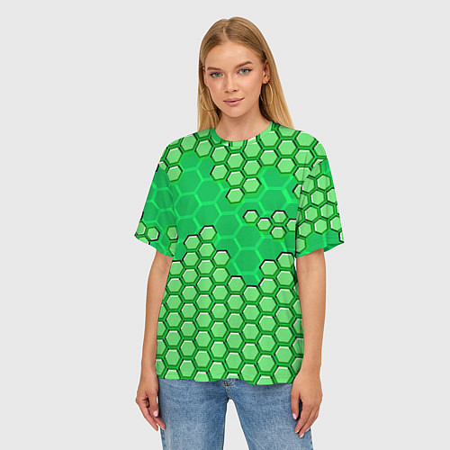 Женская футболка оверсайз Зелёная энерго-броня из шестиугольников / 3D-принт – фото 3