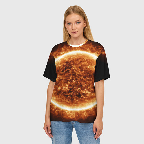 Женская футболка оверсайз Пылающее солнце крупным планом / 3D-принт – фото 3