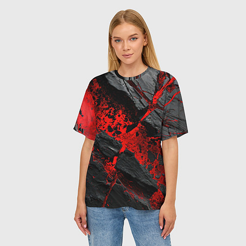 Женская футболка оверсайз Красные разломы черных камней / 3D-принт – фото 3