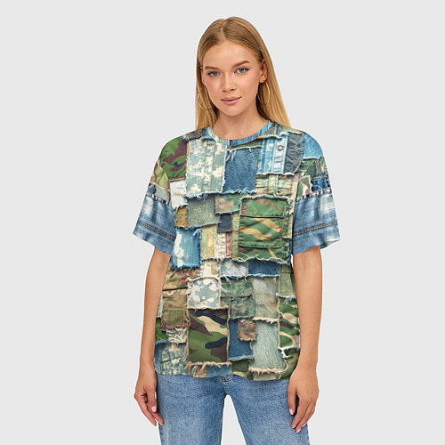 Женская футболка оверсайз Джинсы с камуфляжем пэчворк / 3D-принт – фото 3