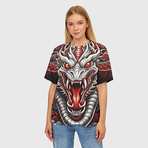 Женская футболка оверсайз Крупная морда змеи красно-белая / 3D-принт – фото 3