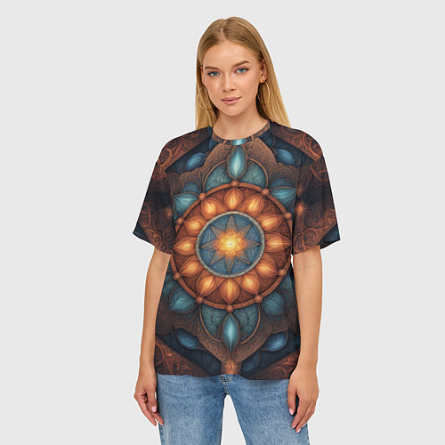 Женская футболка оверсайз Симметричный орнамент - мандала узор со светящейся / 3D-принт – фото 3