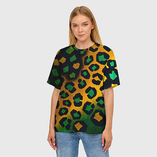 Женская футболка оверсайз Зеленые и золотые пятна леопарда / 3D-принт – фото 3