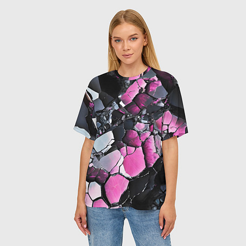 Женская футболка оверсайз Чёрно-розовый камень / 3D-принт – фото 3