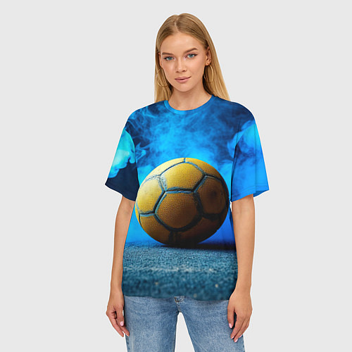 Женская футболка оверсайз Гандбольный мяч синий дым / 3D-принт – фото 3