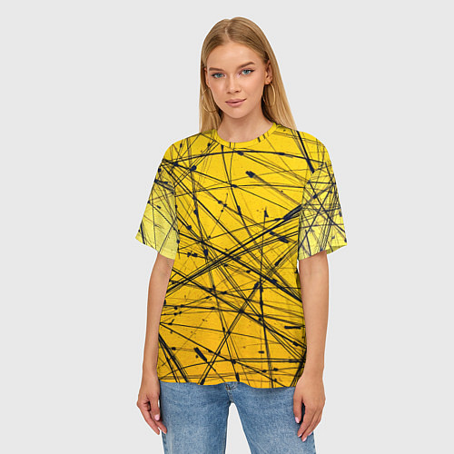 Женская футболка оверсайз Черные штрихи на желтом / 3D-принт – фото 3