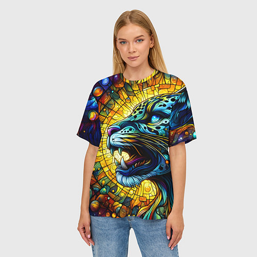 Женская футболка оверсайз Морда свирепого леопарда - витраж / 3D-принт – фото 3