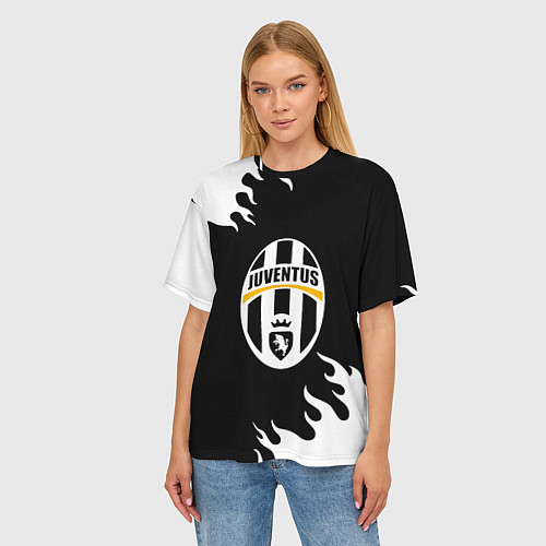 Женская футболка оверсайз Juventus белый огонь текстура / 3D-принт – фото 3
