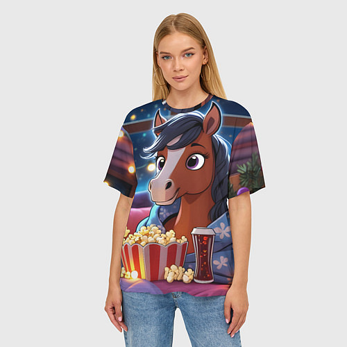 Женская футболка оверсайз Новогодняя лошадка с попкорном / 3D-принт – фото 3