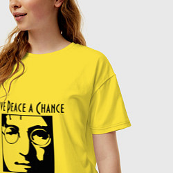 Футболка оверсайз женская Give Peace a Chance, цвет: желтый — фото 2