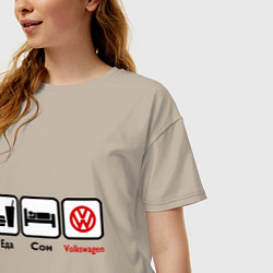Футболка оверсайз женская Еда, сон и Volkswagen, цвет: миндальный — фото 2