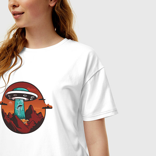 Женская футболка оверсайз Abduction UFO / Белый – фото 3