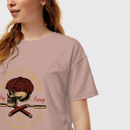 Женская футболка оверсайз Острые козырьки Череп и бритвы / Пыльно-розовый – фото 3