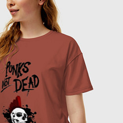 Футболка оверсайз женская Punks not dead, цвет: кирпичный — фото 2