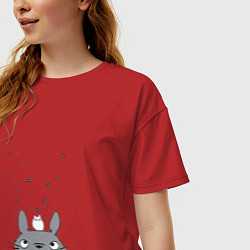 Футболка оверсайз женская Любопытный Тоторо и Сажа, цвет: красный — фото 2