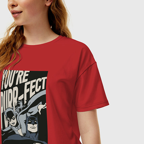 Женская футболка оверсайз Бэтмен и Женщина-кошка / Красный – фото 3