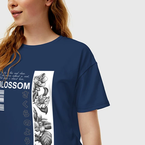 Женская футболка оверсайз BLOSSOM / Тёмно-синий – фото 3