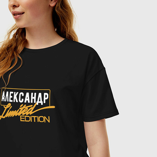 Женская футболка оверсайз Александр Limited Edition / Черный – фото 3