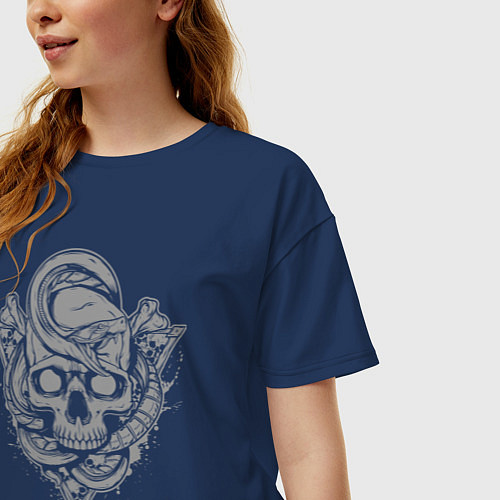 Женская футболка оверсайз Страж / Тёмно-синий – фото 3