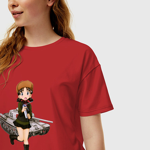 Женская футболка оверсайз ТАНКИСТКА / Красный – фото 3