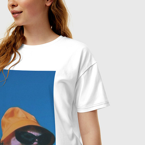 Женская футболка оверсайз Котик в шляпе и очках / Белый – фото 3