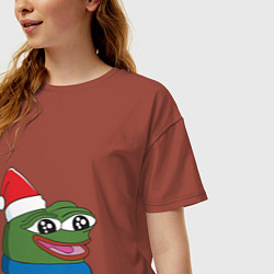 Футболка оверсайз женская Pepe, pepe happy, Пепе хеппи, pepe happy new year, цвет: кирпичный — фото 2