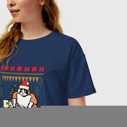 Женская футболка оверсайз Рождественский свитер Котик с колечками / Тёмно-синий – фото 3