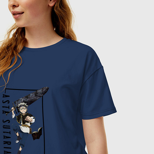Женская футболка оверсайз Аста с мечом из Черного клевера / Тёмно-синий – фото 3