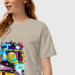 Футболка оверсайз женская Geometry Dash: Pixel Logo, цвет: миндальный — фото 2